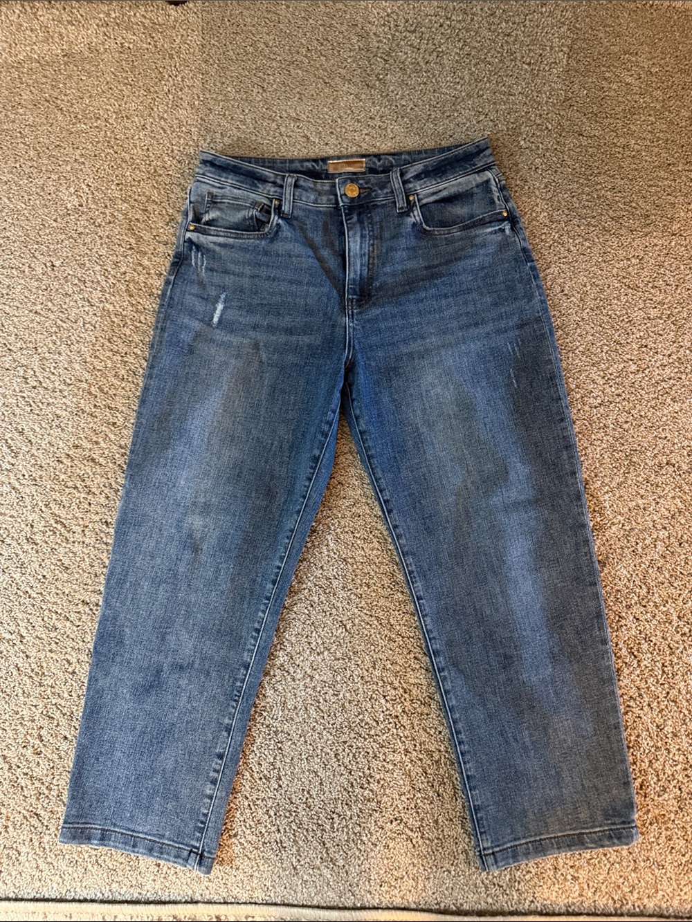 Kut from the Kloth Medium Blue Straight Leg Jeans